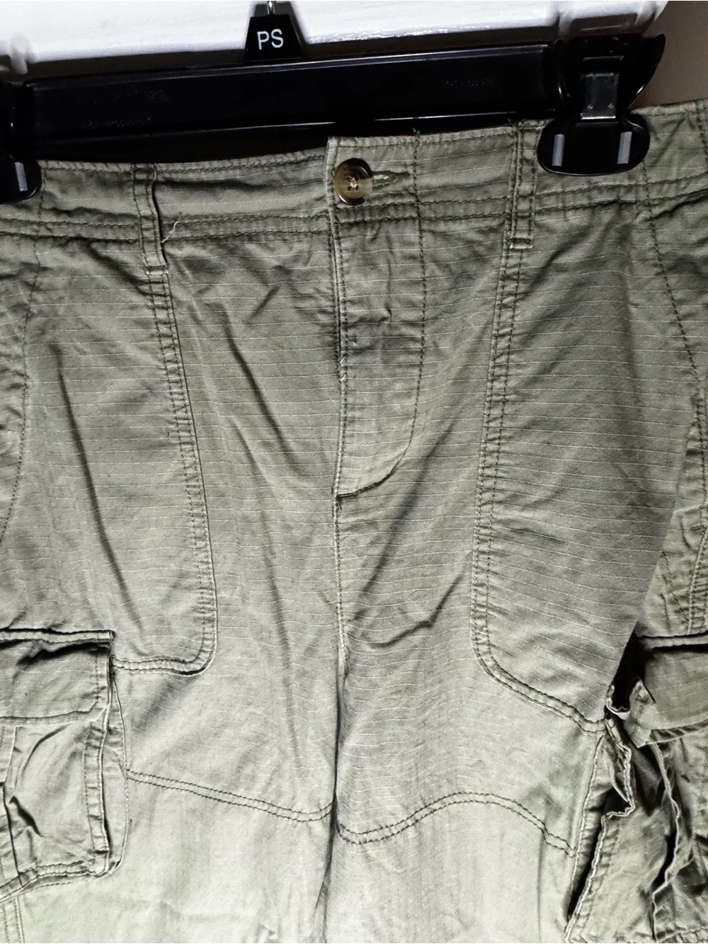 Old Navy Boys Olive Green Baggy Cargo pants - Casual Utility Style